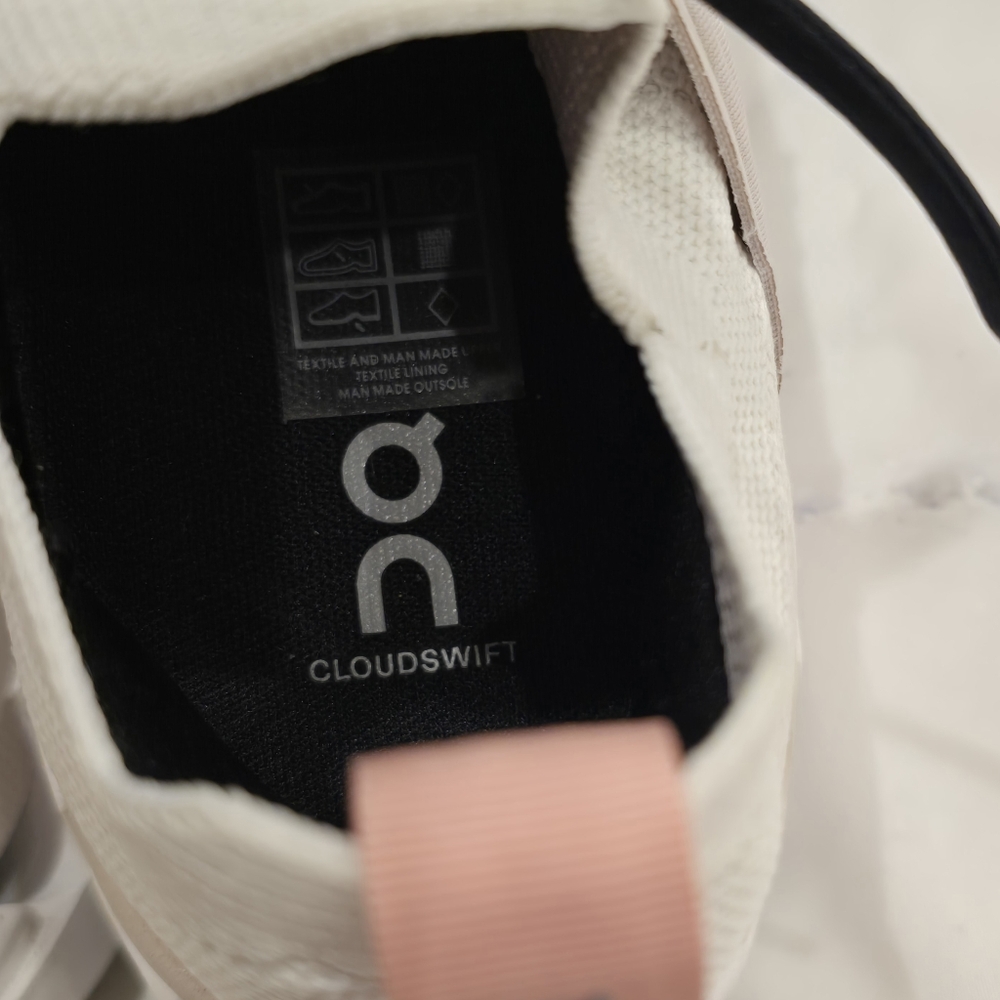 EUC ON Cloud Cloudswift 3 Running Shoes Sneakers in Ivory / Rose (Cream / Pink) - Picture 10 of 13